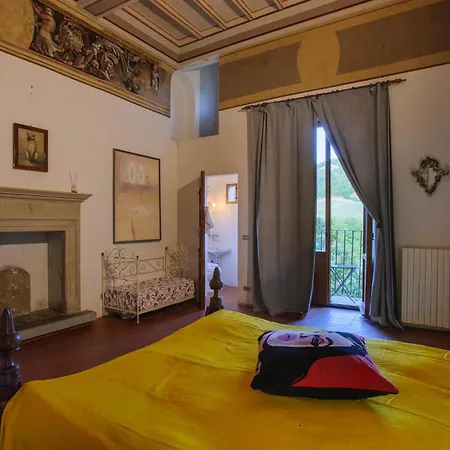Semesterbostad Stunning In Macerata Feltria